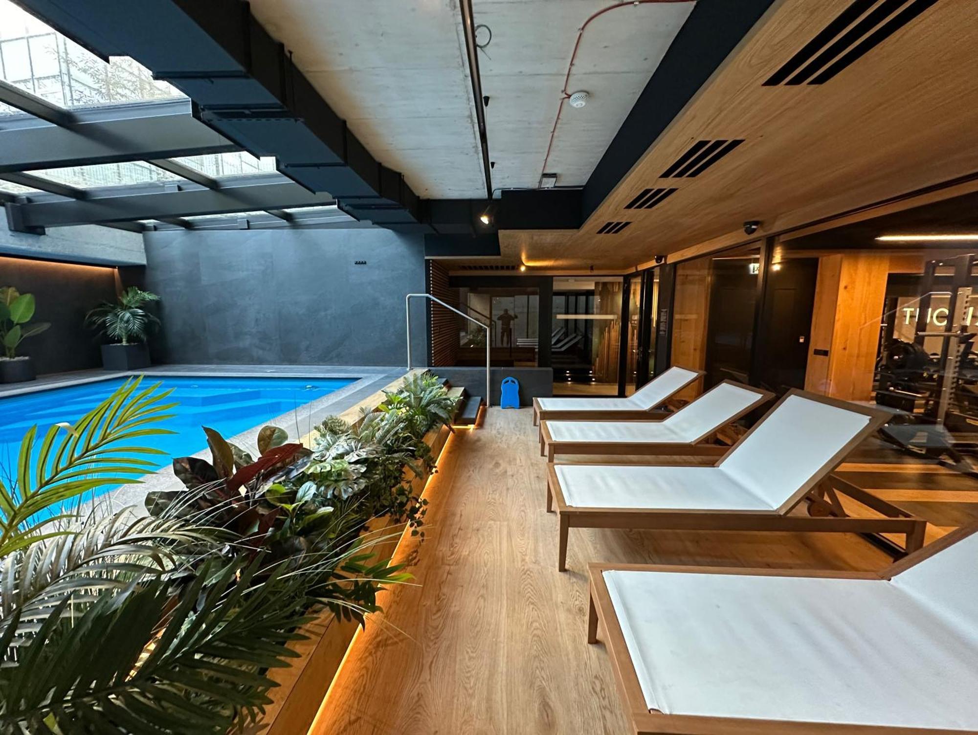 Vistula Avenue Apartment Free Parking, Swimming Pool, Sauna & Gym Krakow Dış mekan fotoğraf